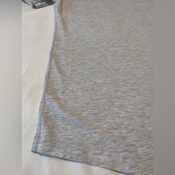 Lululemon 5 Year Basic Tee - Picture 8 of 9